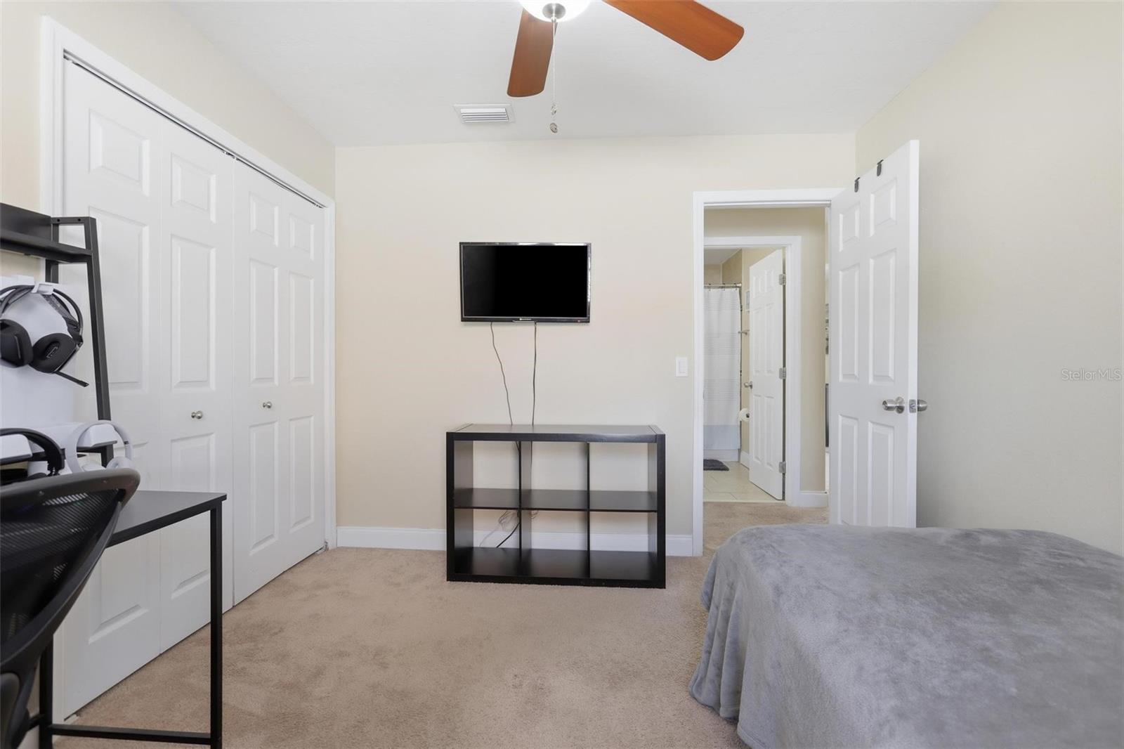 DELTONA LAKES UNIT 76 - Residential