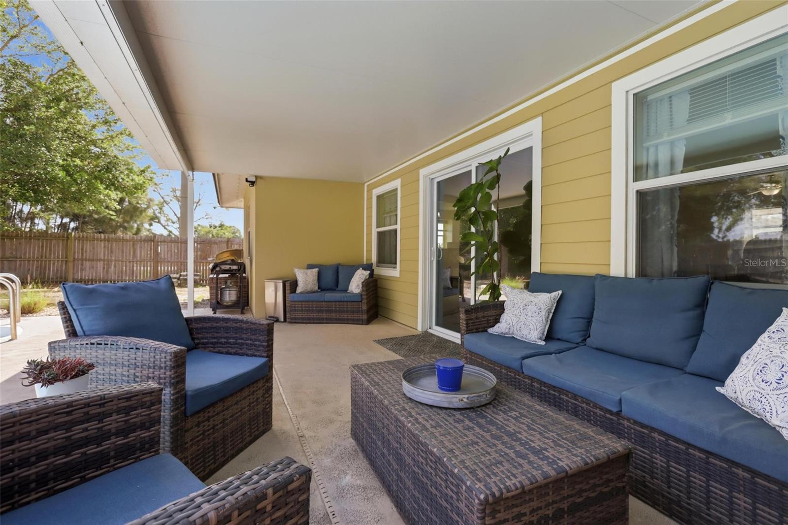 DELTONA LAKES UNIT 76 - Residential