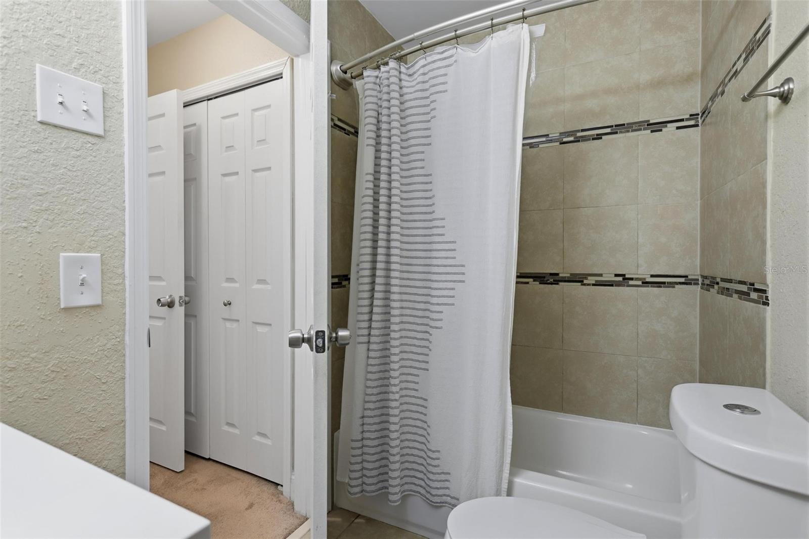 DELTONA LAKES UNIT 76 - Residential