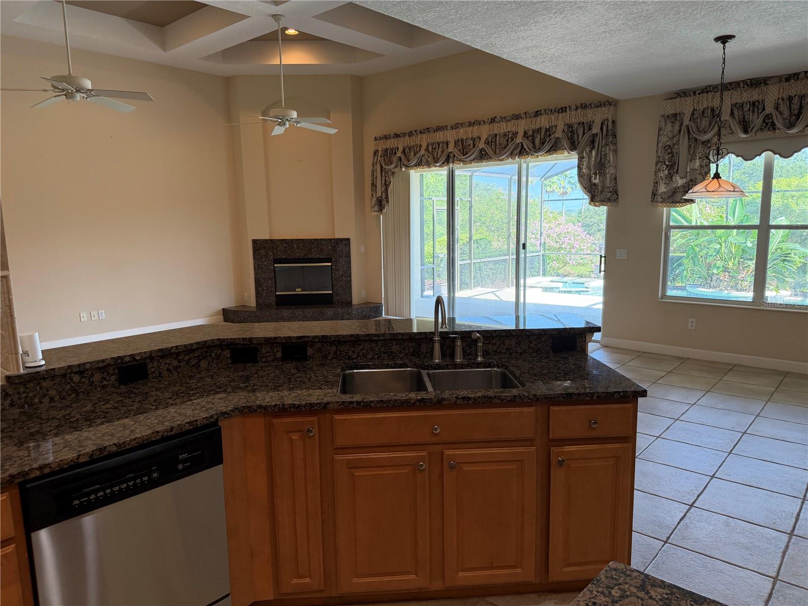 9609 WESTOVER CLUB CIRCLE