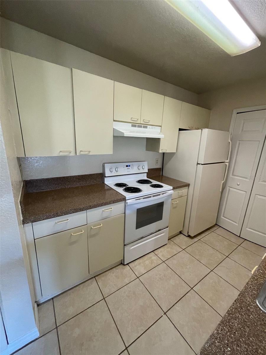 WATERFORD LNDG CONDO - Residential Lease