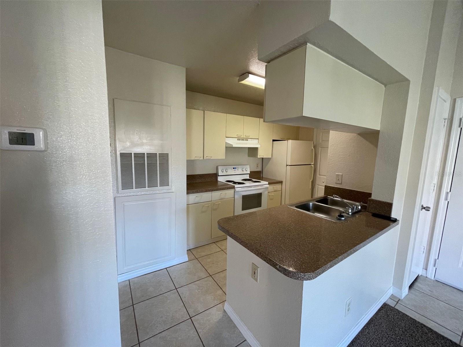 WATERFORD LNDG CONDO - Residential Lease