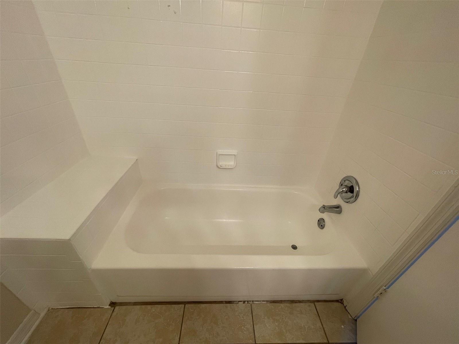 WATERFORD LNDG CONDO - Residential Lease