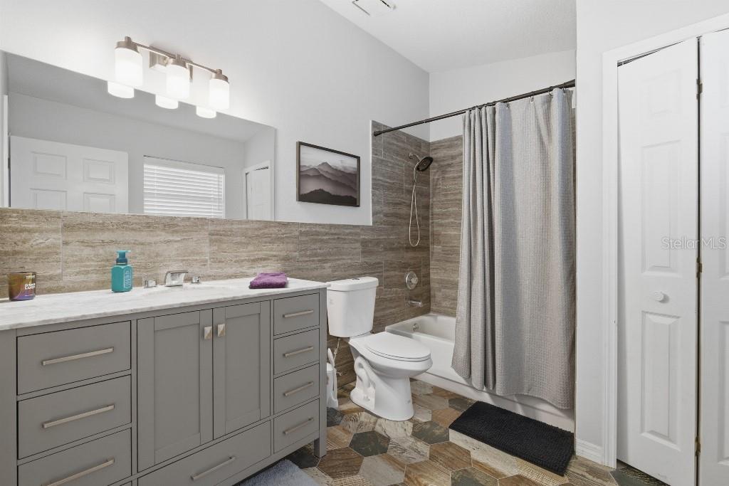 MT PLYMOUTH 5TH ADD - Residential