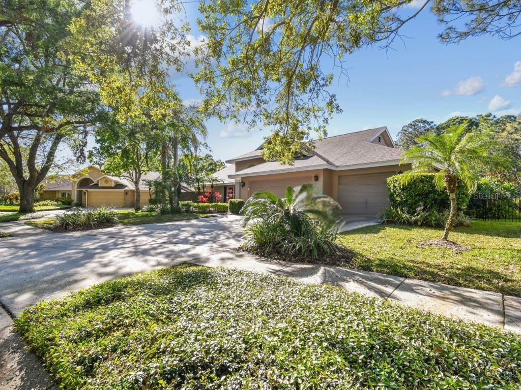 8726 TANTALLON CIRCLE