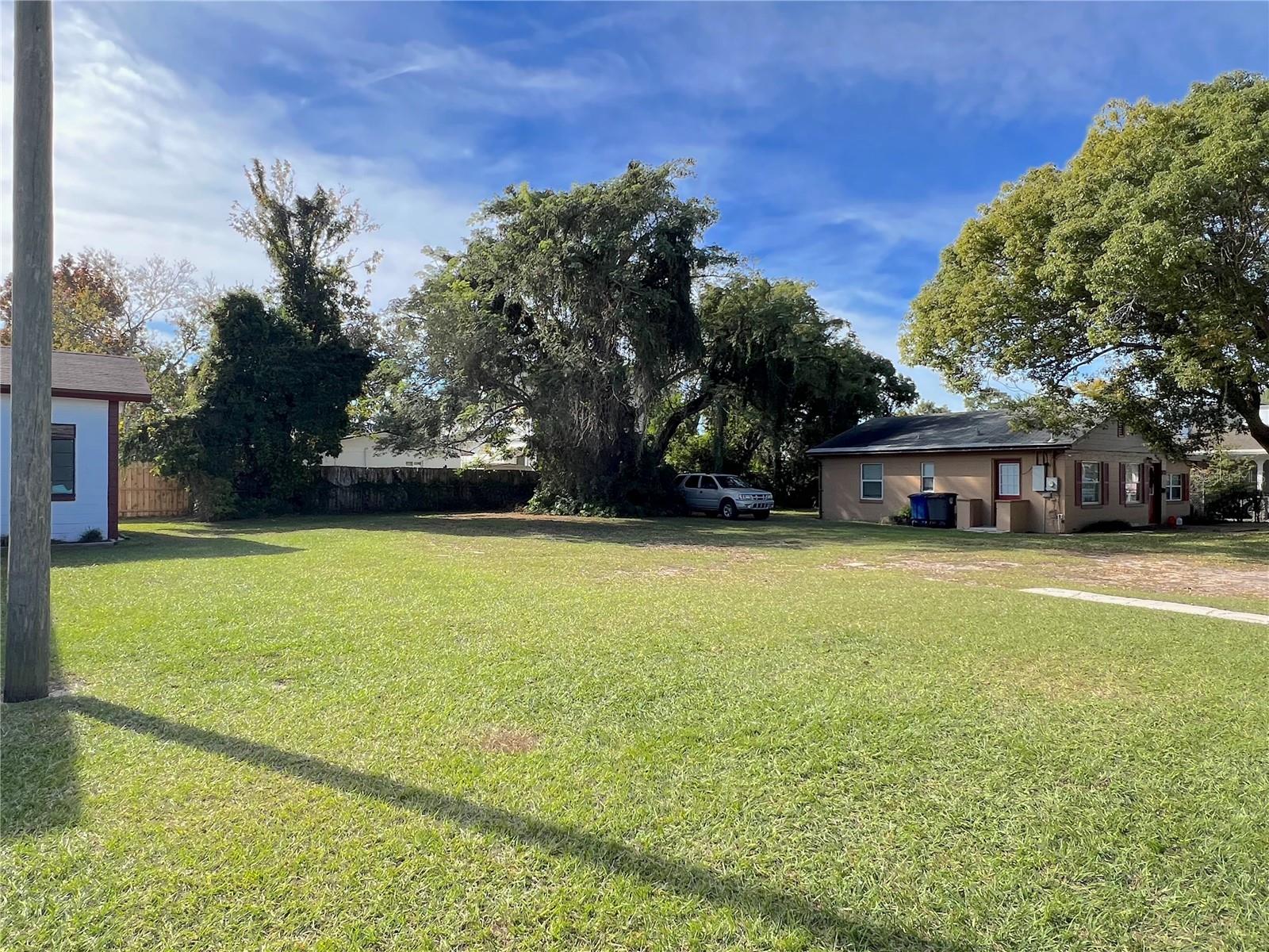 786 W CANTON AVENUE