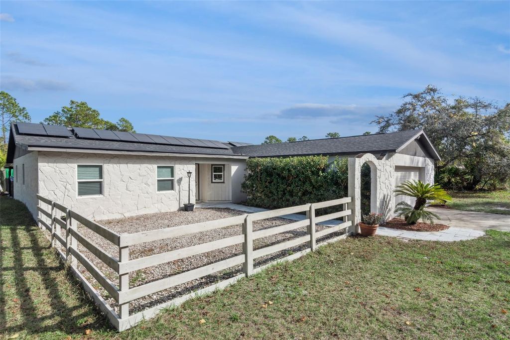 Photo of 30109 Coconut Avenue, Eustis, FL 32736 (MLS # O6374168)