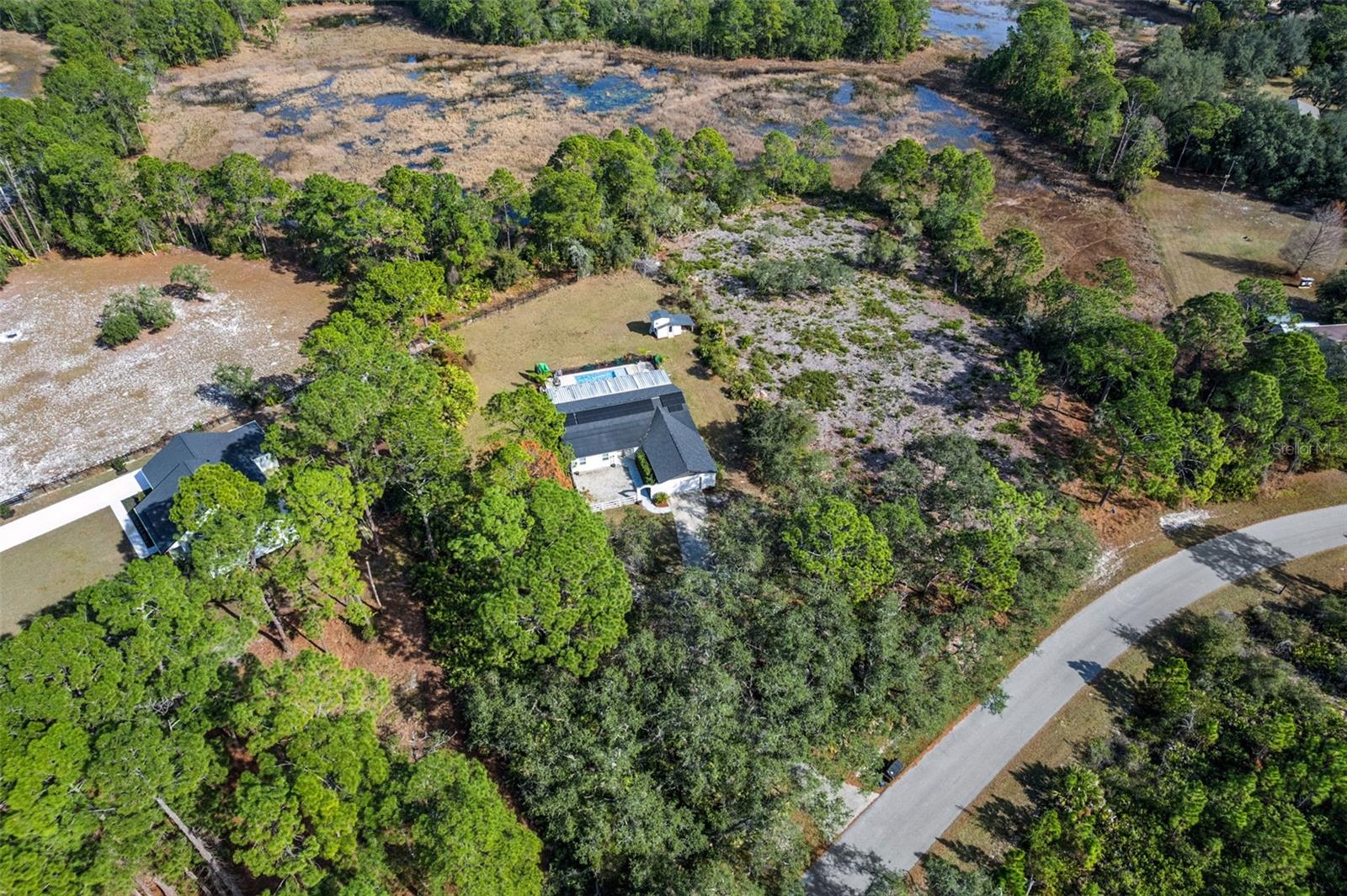 ROYAL TRAILS UNIT 01 - Residential