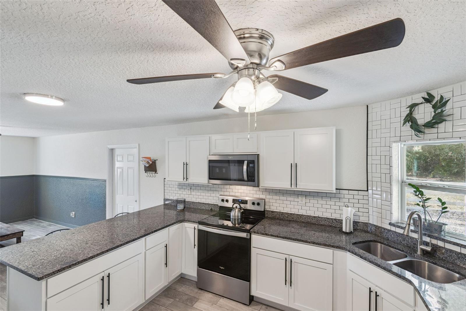 ROYAL TRAILS UNIT 01 - Residential