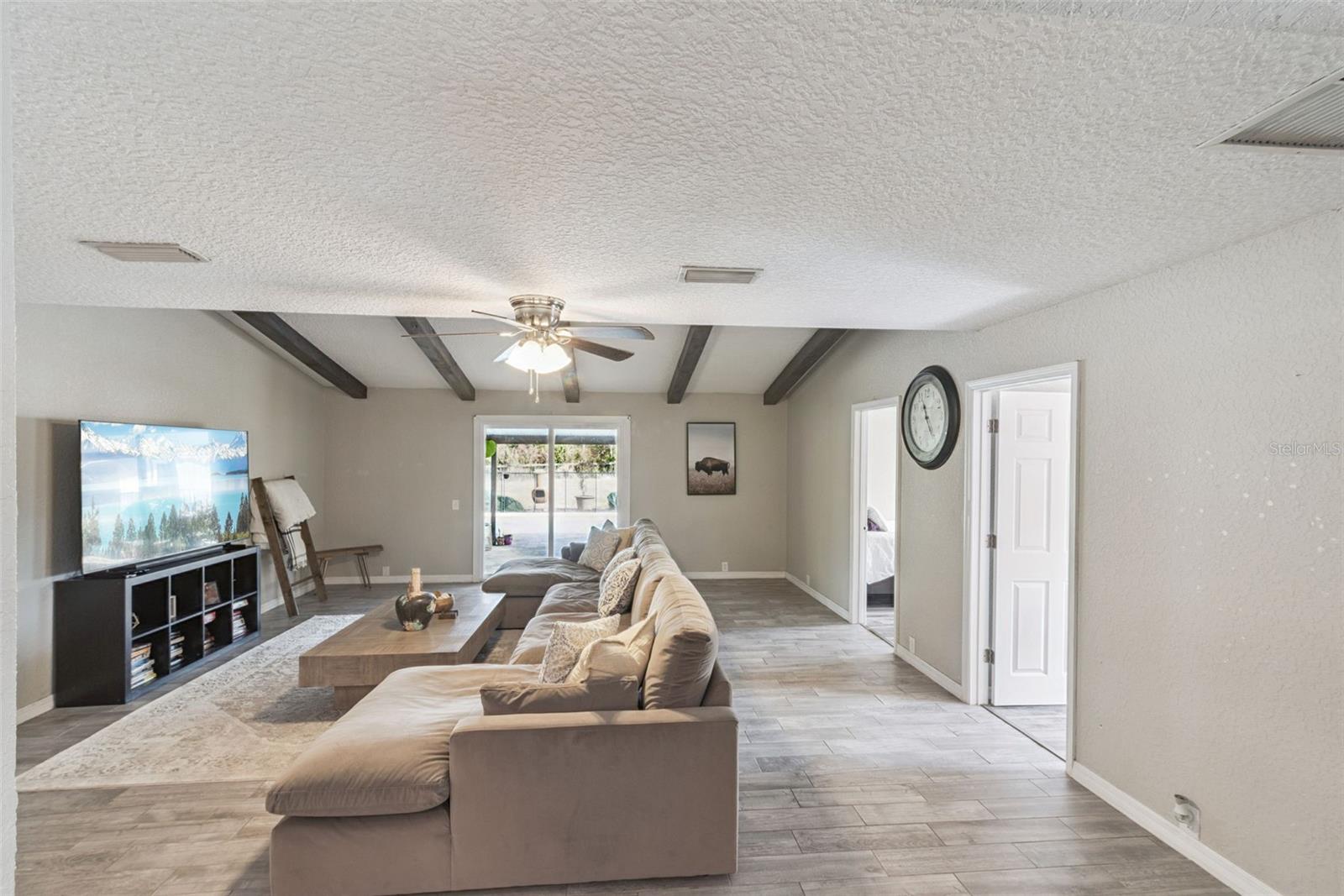 ROYAL TRAILS UNIT 01 - Residential