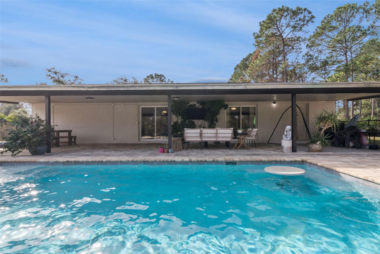 ROYAL TRAILS UNIT 01 - Residential