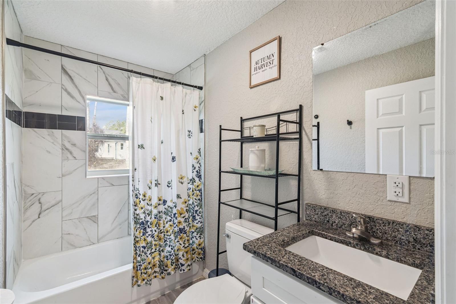 ROYAL TRAILS UNIT 01 - Residential