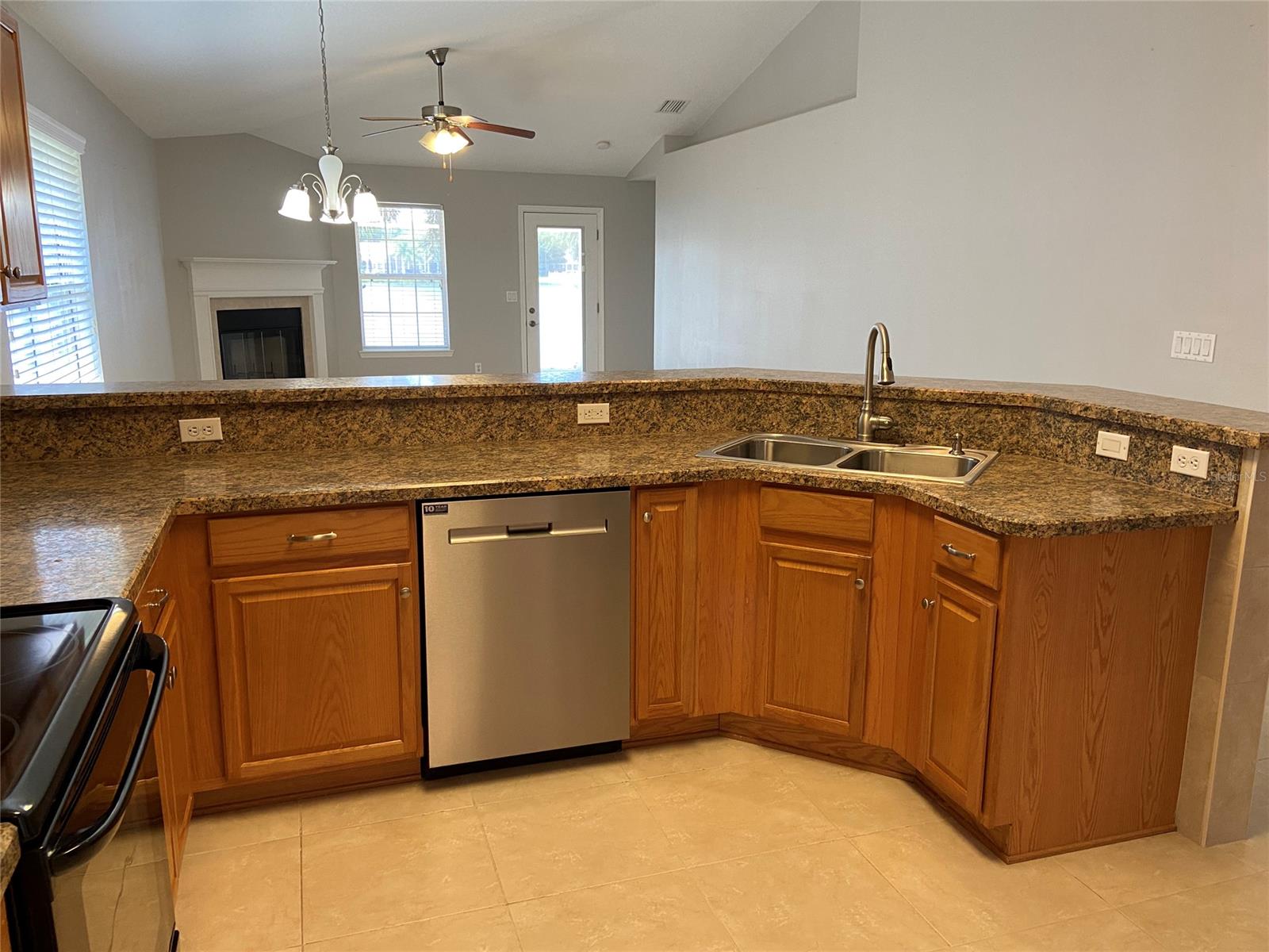 Coral Trace - Residential Lease