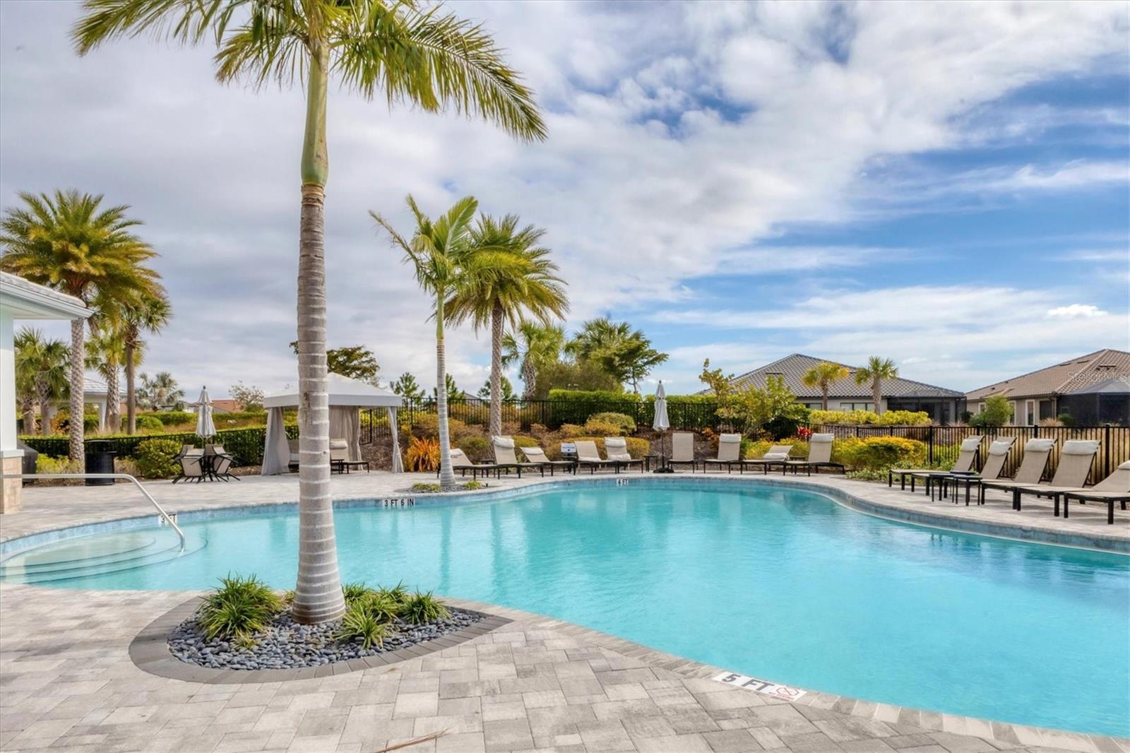 AZARIO ESPLANADE PH II SUBPH C-O - Residential