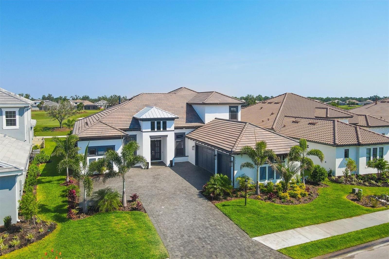 AZARIO ESPLANADE PH II SUBPH C-O - Residential