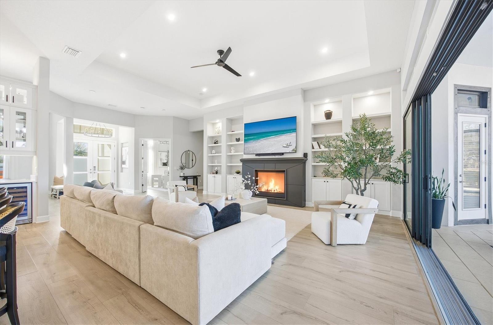 AZARIO ESPLANADE PH II SUBPH C-O - Residential