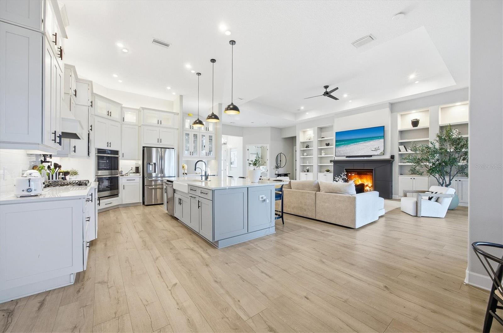 AZARIO ESPLANADE PH II SUBPH C-O - Residential