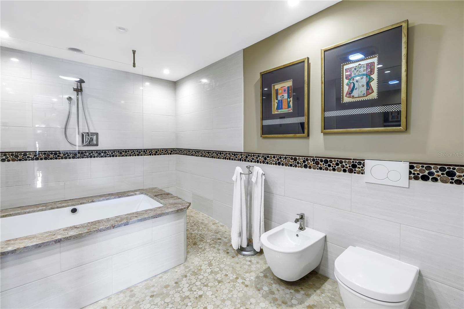 BAREFOOT TERRACE CONDO - Residential