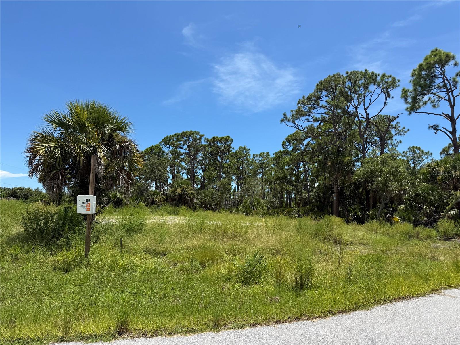 Primer corner lot in Rotonda Height!
This property has already been cleared, cleaned, and leveled, making it truly build-ready. All blueprints and necessary paperwork are completed and prepared for building permit application, offering a smooth start to your construction project. Located in desirable deed-restricted community with low HOA fees, Rotonda Heights is just minutes from world-class beaches, boating, golf courses, shopping, and dinning. A perfect opportunity to save time while creating your Florida dream home.