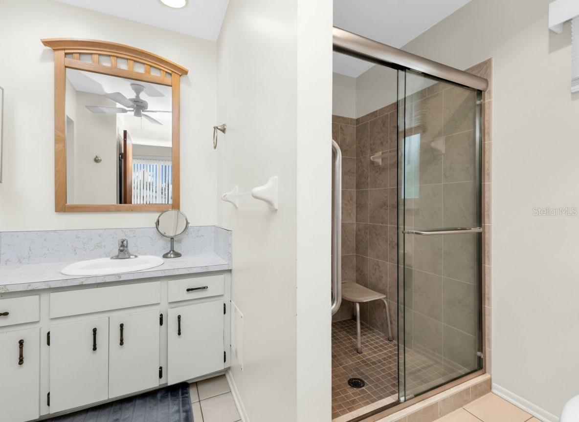 BAY VISTA BLVD - Residential