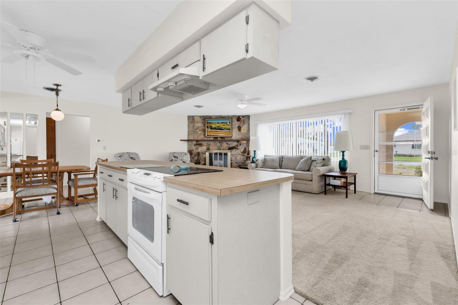 BAY VISTA BLVD - Residential