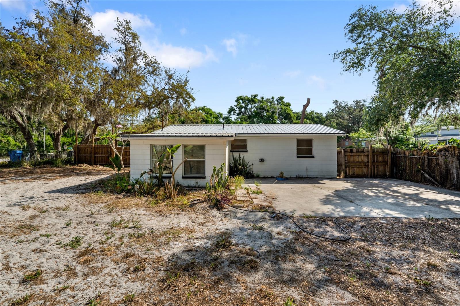 4112 ALAFIA BOULEVARD