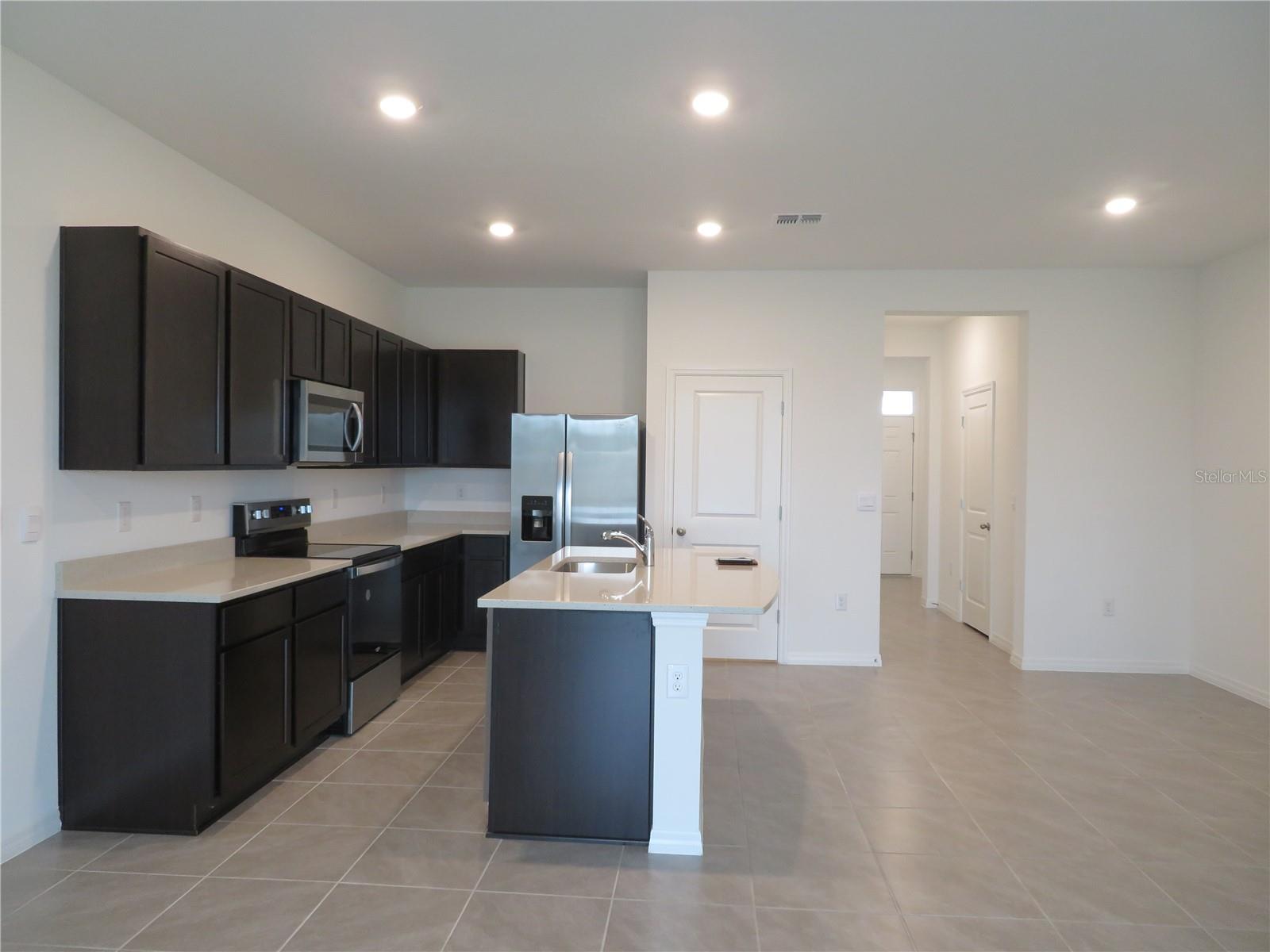 SALEM TWNHMS - Residential Lease