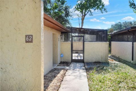 A home in LAKELAND