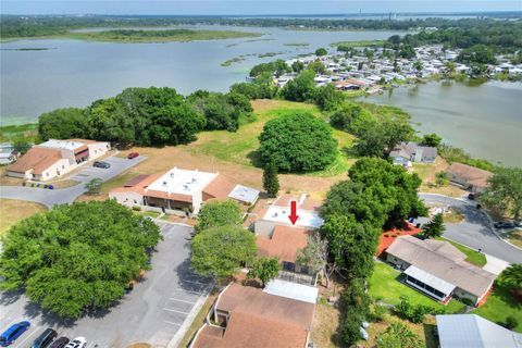 A home in LAKELAND