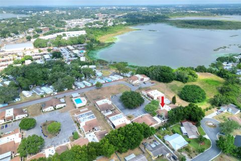 A home in LAKELAND