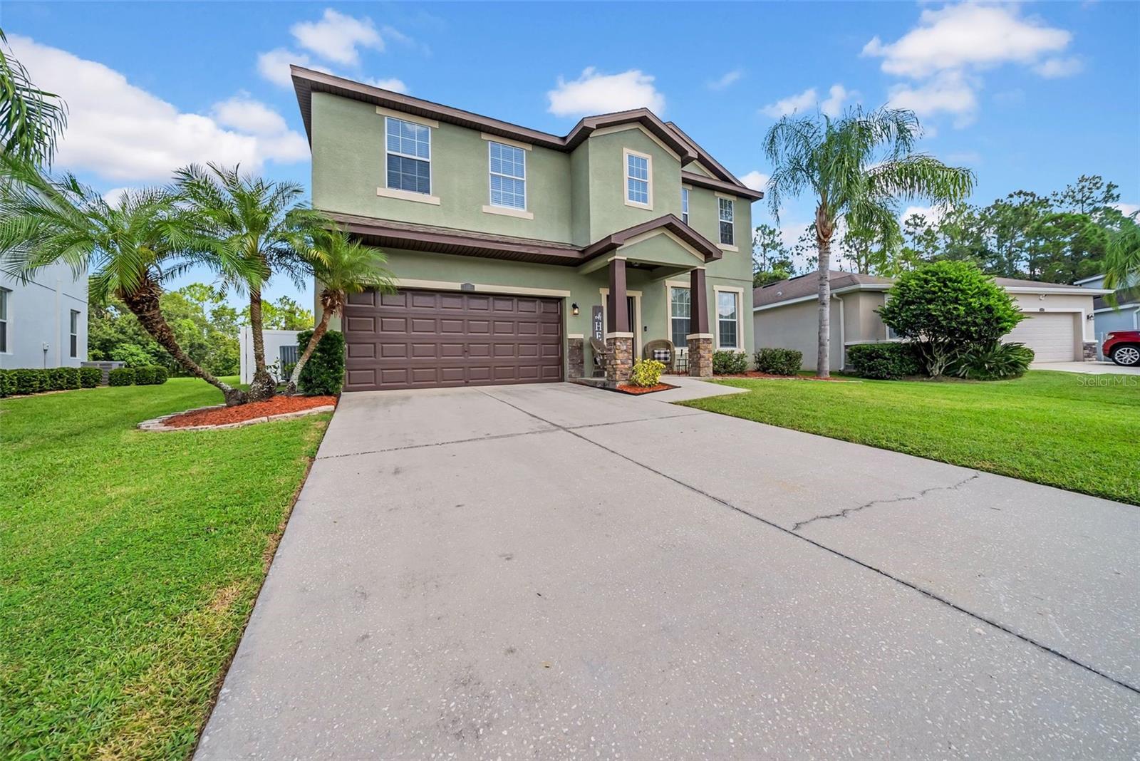 2605 HOLLY BLUFF COURT
