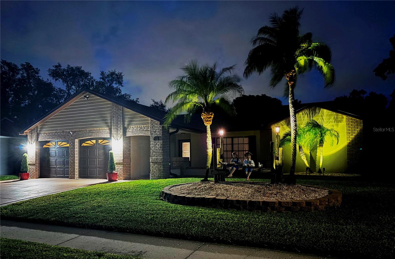 2526 FIELDCREST COURT