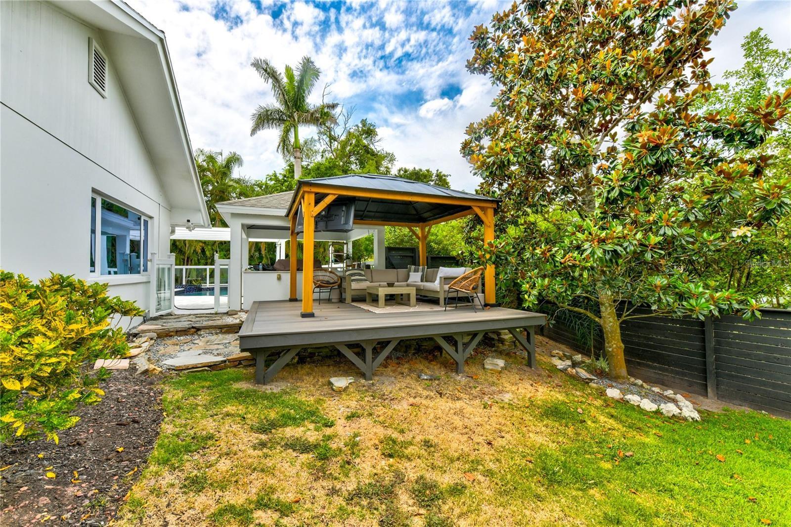 CURRINS LAKEVIEW SUB - Residential Lease