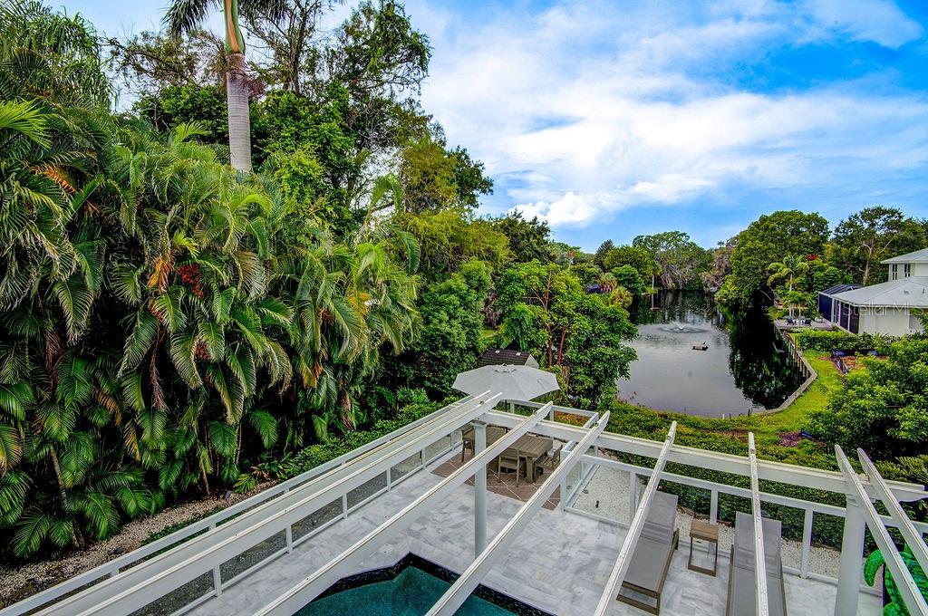 CURRINS LAKEVIEW SUB - Residential Lease