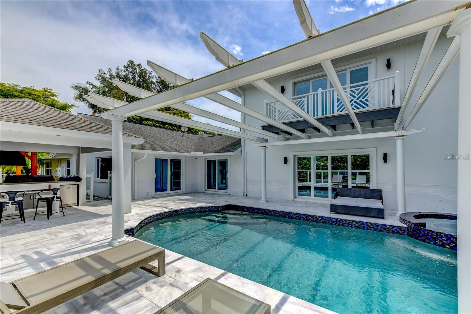 CURRINS LAKEVIEW SUB - Residential Lease