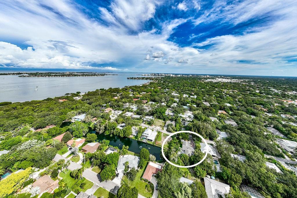 CURRINS LAKEVIEW SUB - Residential Lease