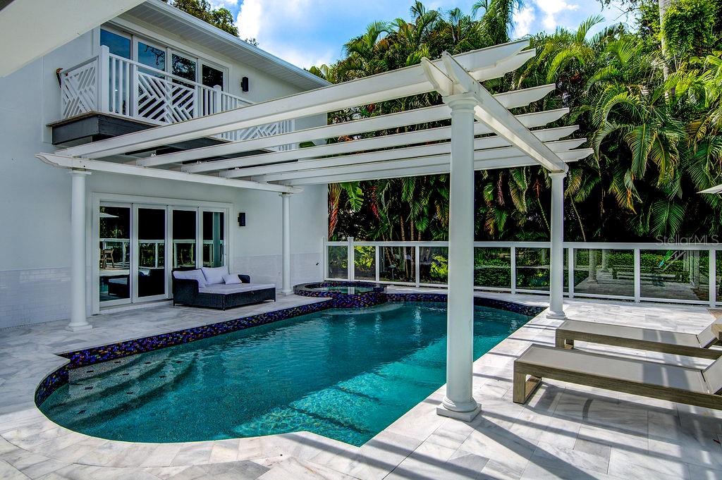 CURRINS LAKEVIEW SUB - Residential Lease