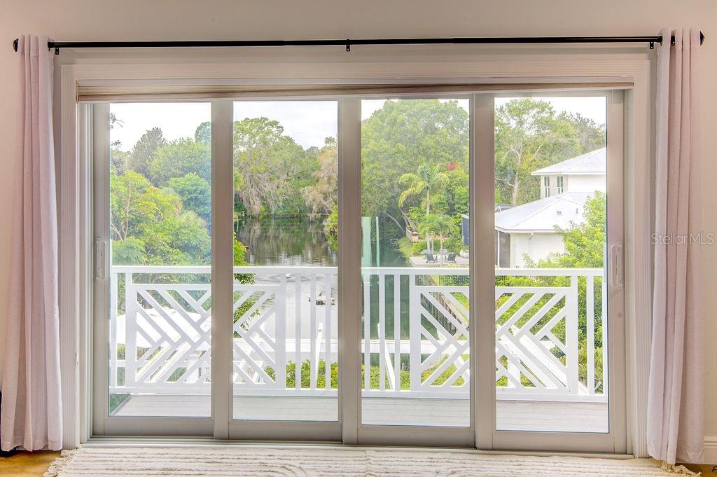 CURRINS LAKEVIEW SUB - Residential Lease