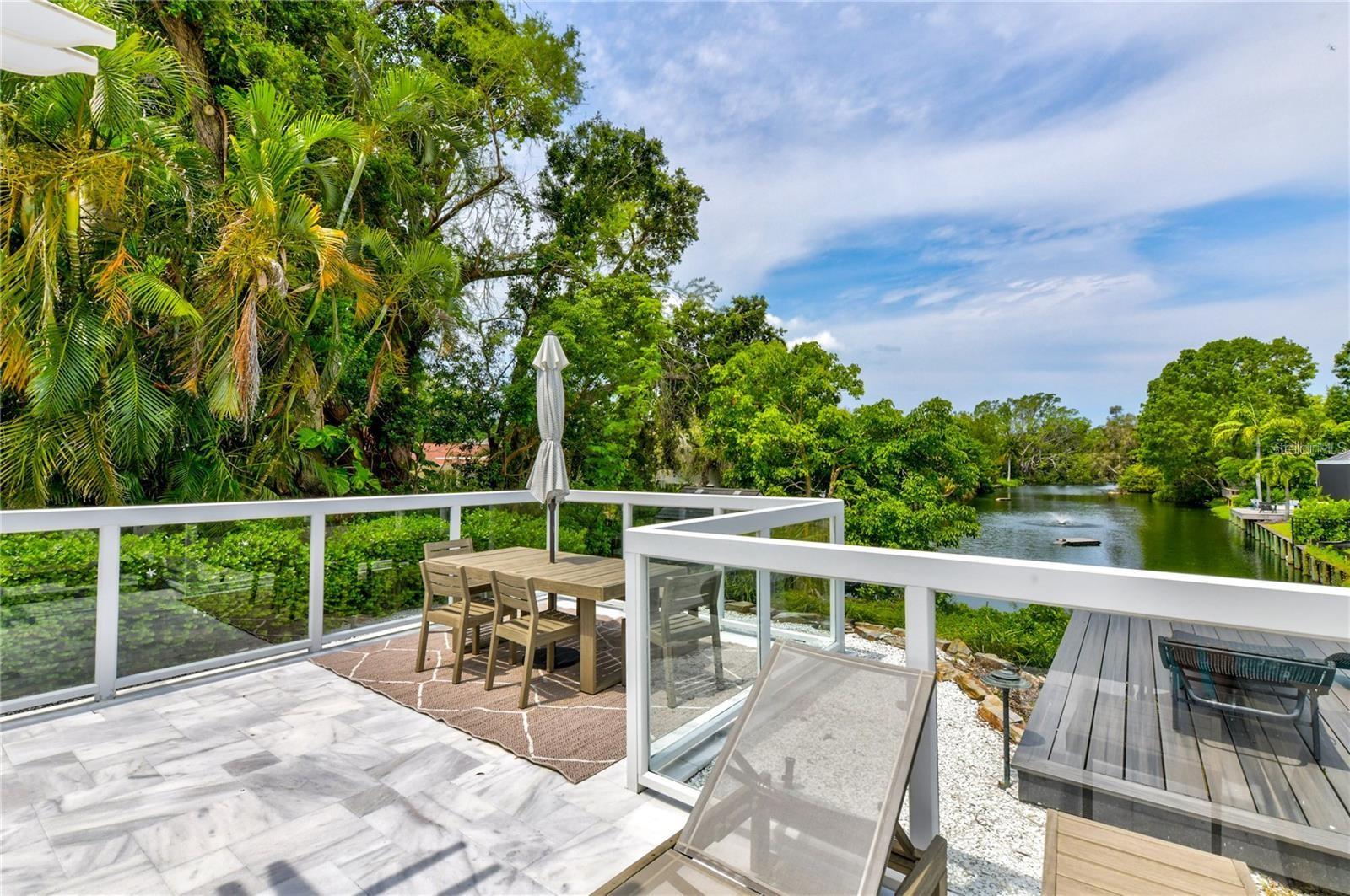 CURRINS LAKEVIEW SUB - Residential Lease