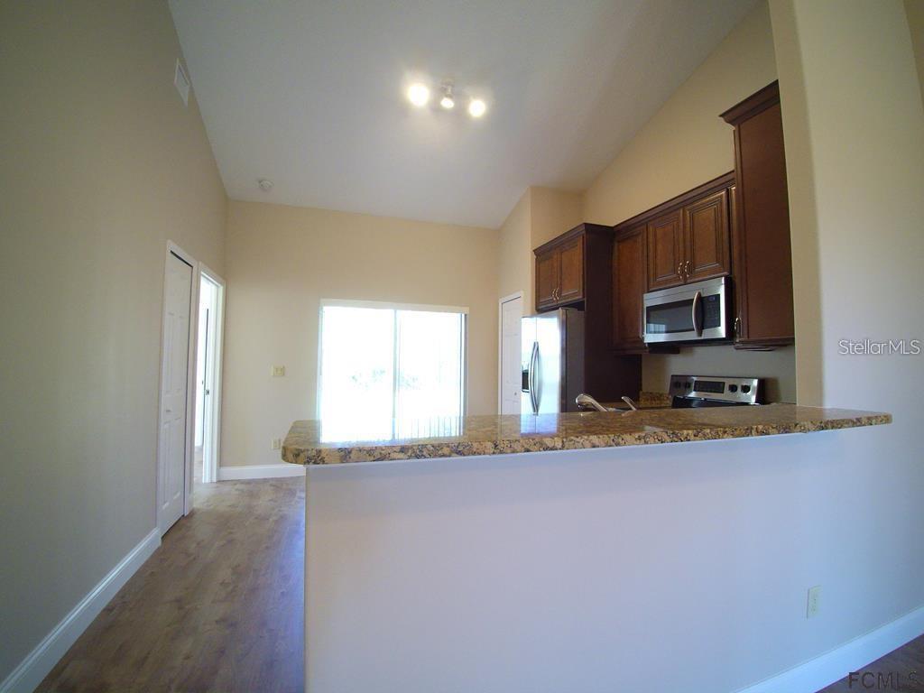 13 WOOD AMBER LANE A