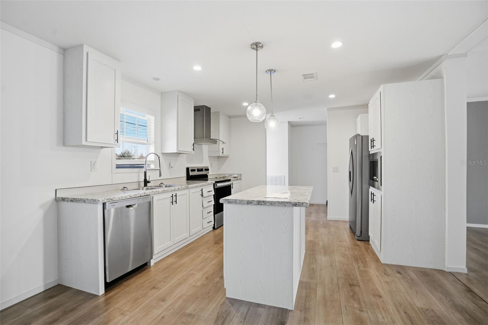 TANGERINE ESTATES - Residential