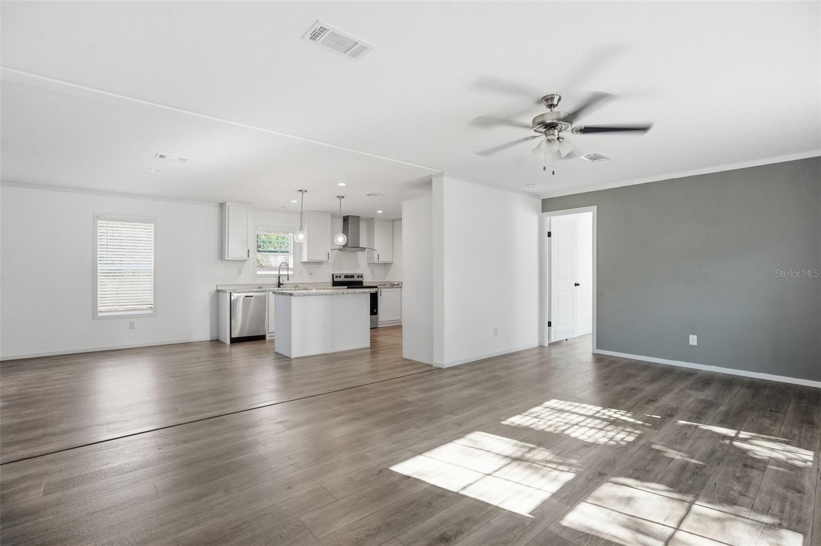 TANGERINE ESTATES - Residential