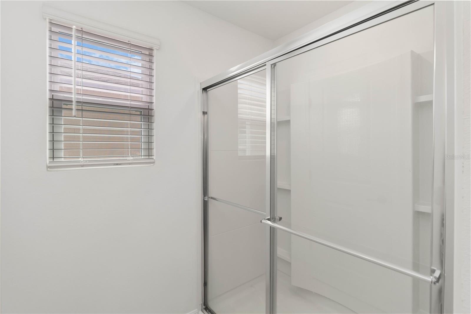 MARION CREEK ESTATES - Residential Lease