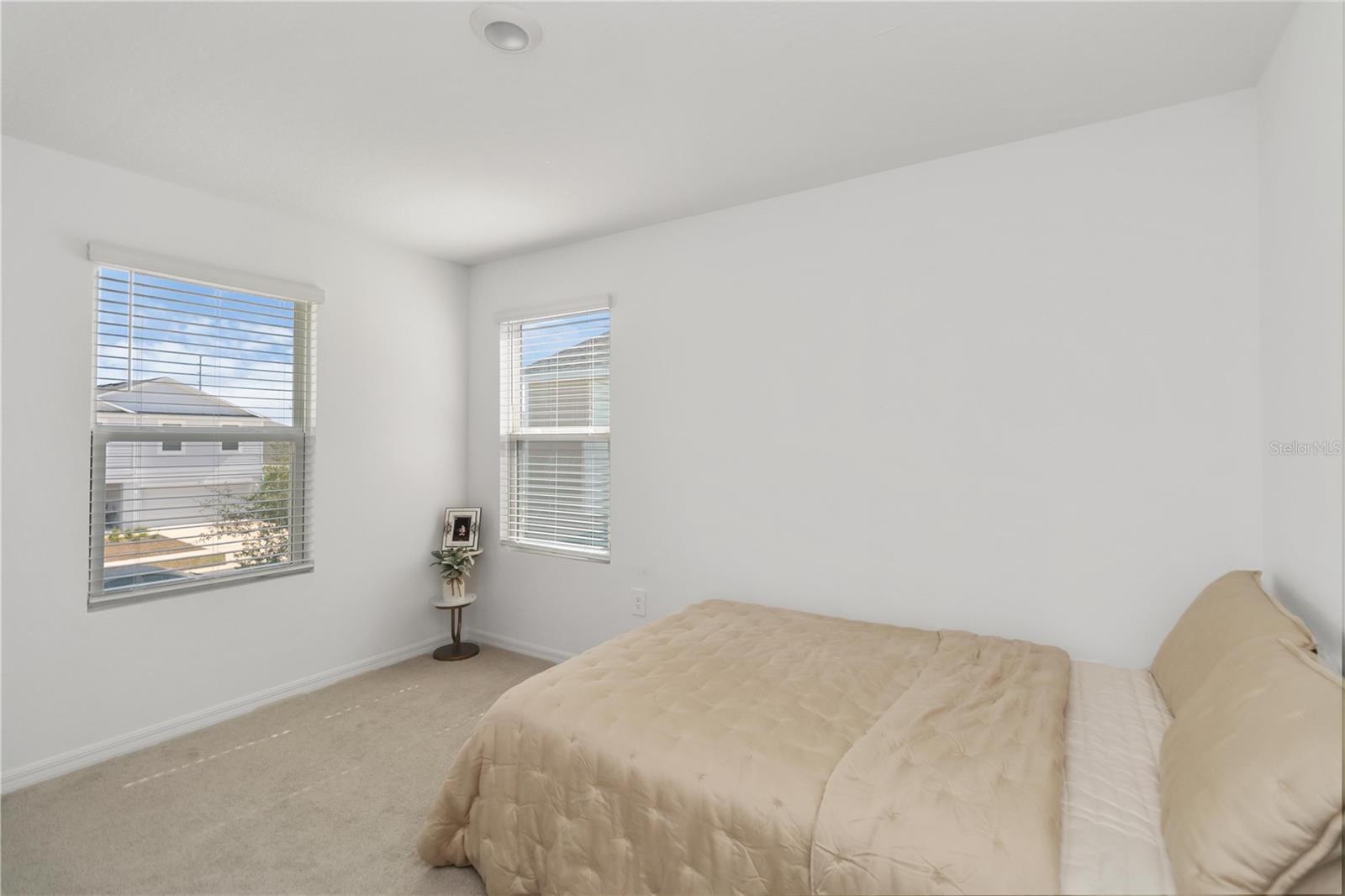 MARION CREEK ESTATES - Residential Lease