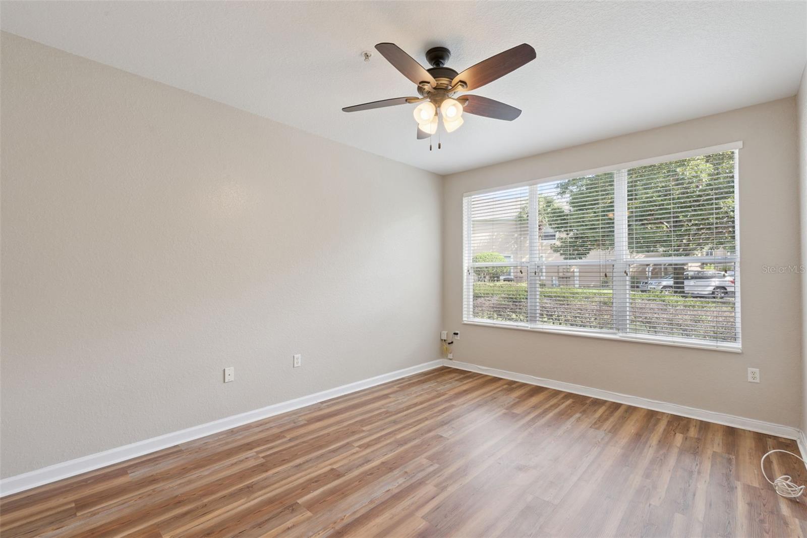 CARRIAGE HOMES/STONEBRIDGE COM - Residential