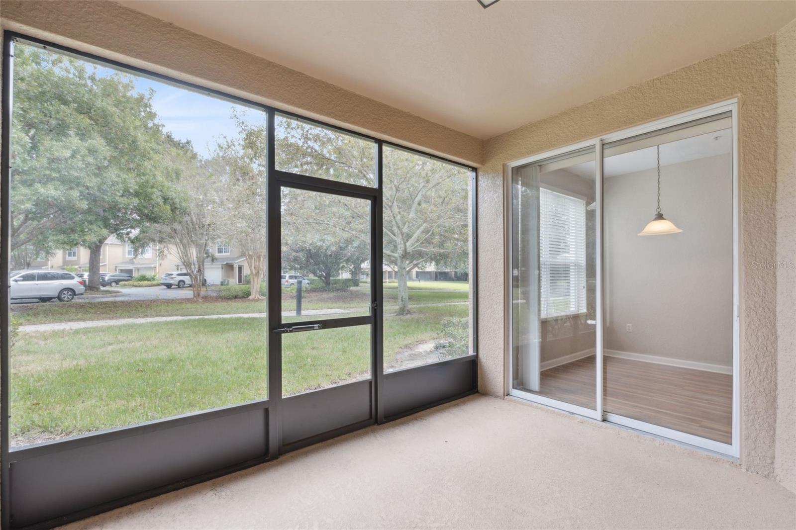 CARRIAGE HOMES/STONEBRIDGE COM - Residential