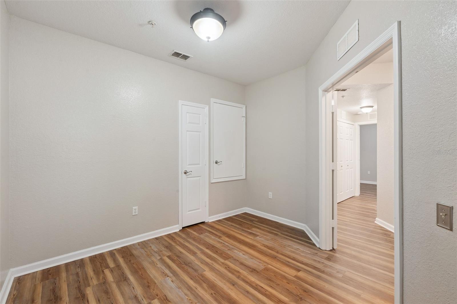 CARRIAGE HOMES/STONEBRIDGE COM - Residential