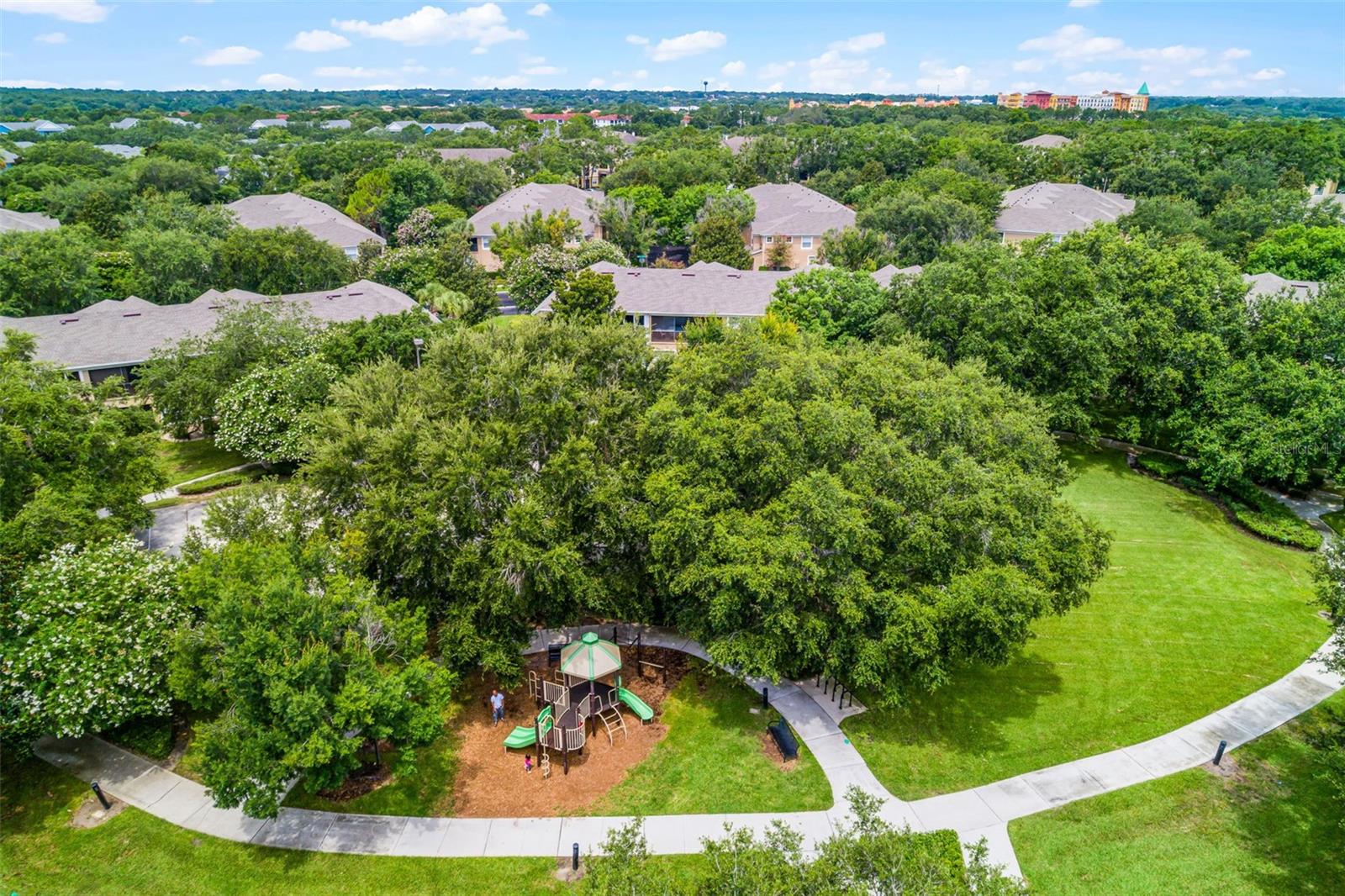 CARRIAGE HOMES/STONEBRIDGE COM - Residential