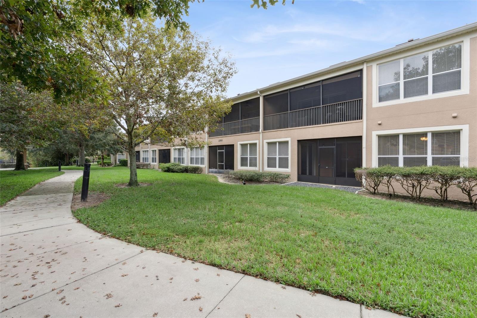 CARRIAGE HOMES/STONEBRIDGE COM - Residential