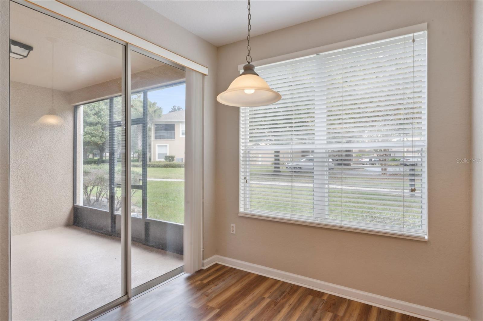 CARRIAGE HOMES/STONEBRIDGE COM - Residential